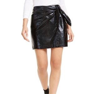 Leyden Black Faux Snake Skin Skin Bow Wrap Skirt size XL